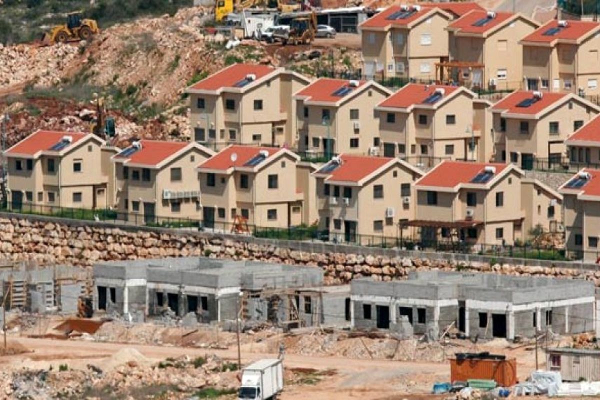 Zionist regime builds 46000 settlement units in West Bank