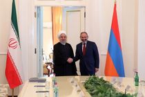 دیدار و رایزنی روحانی با نخست وزیر ارمنستان