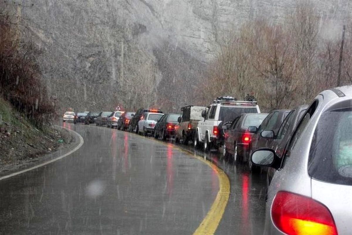 جاده‌های کشور در ۲۰ استان بارانی و پرترافیک است