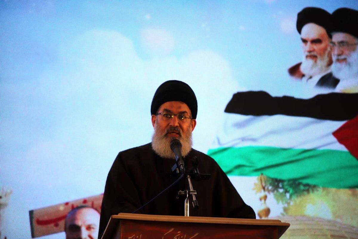 نهضت امام راحل مردمی‌ترین انقلاب در جهان است.