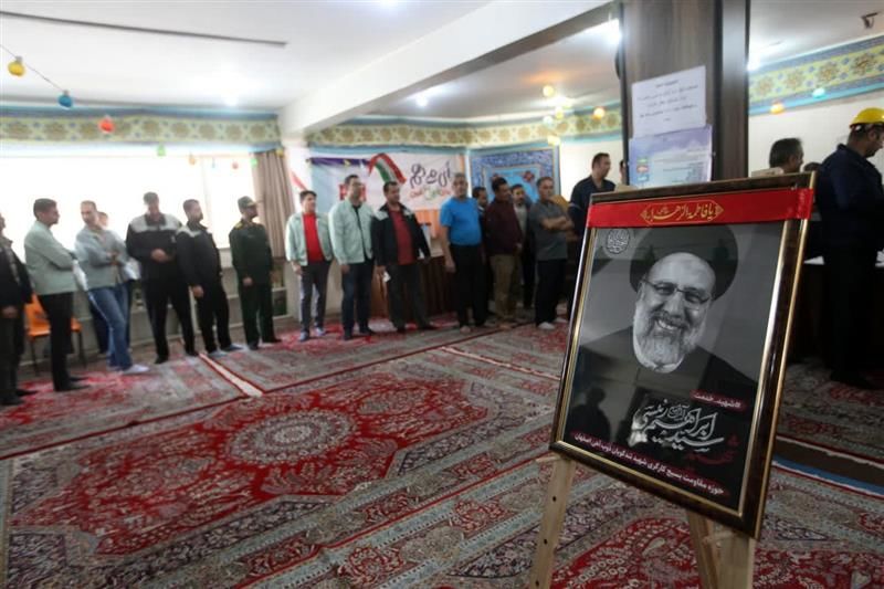 حضور گسترده کارکنان ذوب‌آهن اصفهان در انتخابات ریاست جمهوری اسلامی