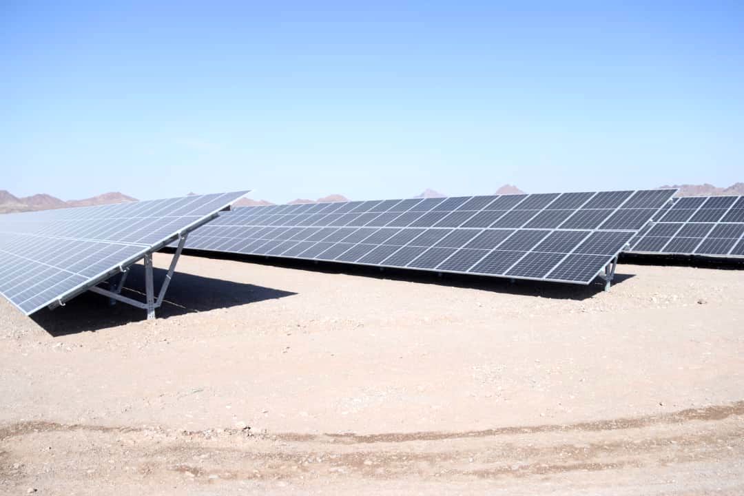 بهره برداری نیروگاه خورشیدی در کوشک/تولید 10 هزار مگاوات برق از انرژی های تجدید پذیر، هدفگذاری وزارت نیرو است