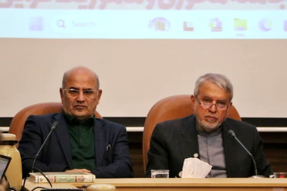 وزیر میراث فرهنگی