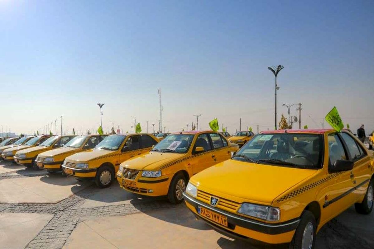 نوسازی ۳۰۰ دستگاه تاکسی در شهر اصفهان