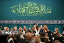 هزاران تن از مردم قم با رهبر انقلاب در سالروز قیام ۱۹ دی دیدار می‌کنند