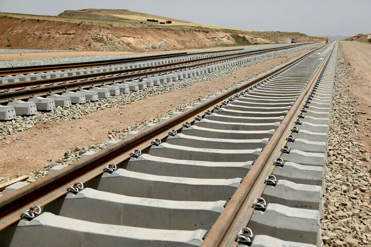 دادستان تهران از پروژه ریلی راه آهن تهران - تبریز بازدید کرد