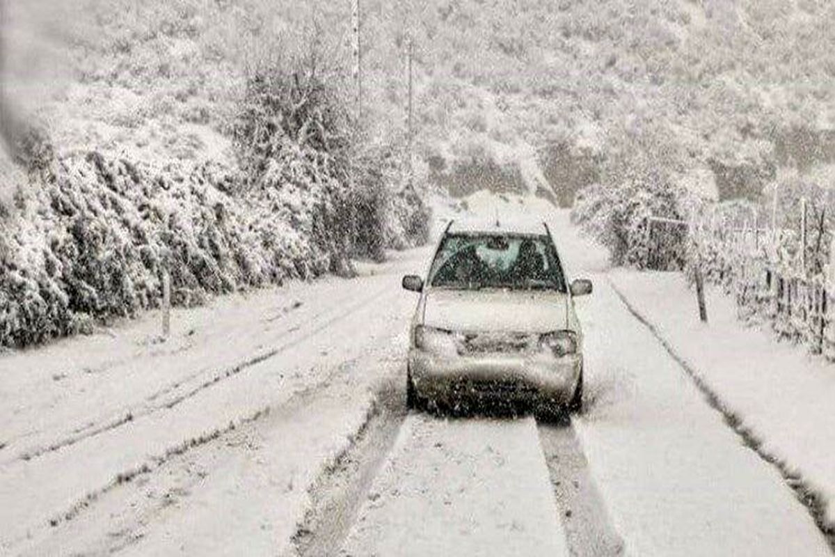 مسدود شدن  راه ۱۵۵ روستا در استان اصفهان‌ در پی بارش سنگین برف 