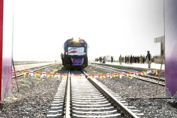 سفیر افغانستان بر تسهیل تردد قطارهای باری میان دو کشور تاکید کرد