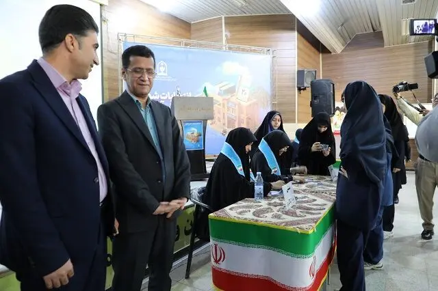 شوراهای دانش‌آموزی بستر پرورش گفت‌وگو، تفکر انتقادی و مسئولیت‌پذیری‌اند