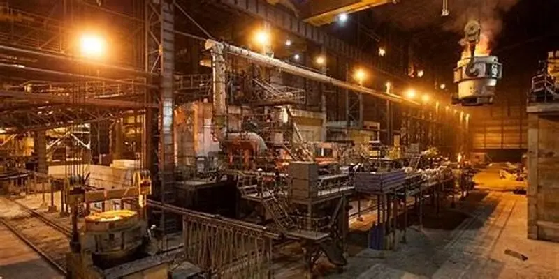 تحویل برق به صنایع تابستان امسال ۷ درصد افزایش یافت