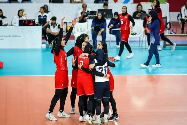 دختران والیبال ایران با غلبه بر هنگ‌کنگ به نیمه‌نهایی صعود کردند