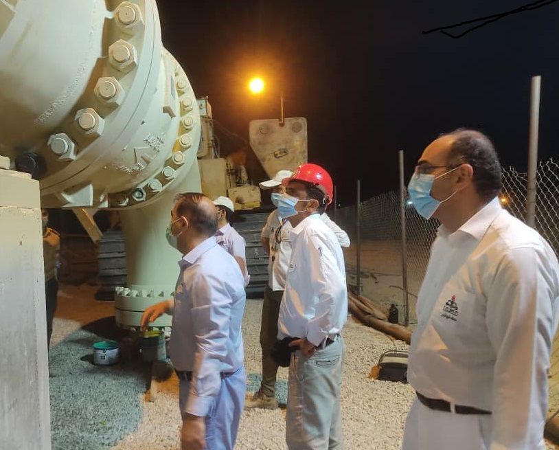 بازدید مدیر منطقه خلیج فارس از خطوط لوله 42 اینچ نفت خام گوره جاسک 