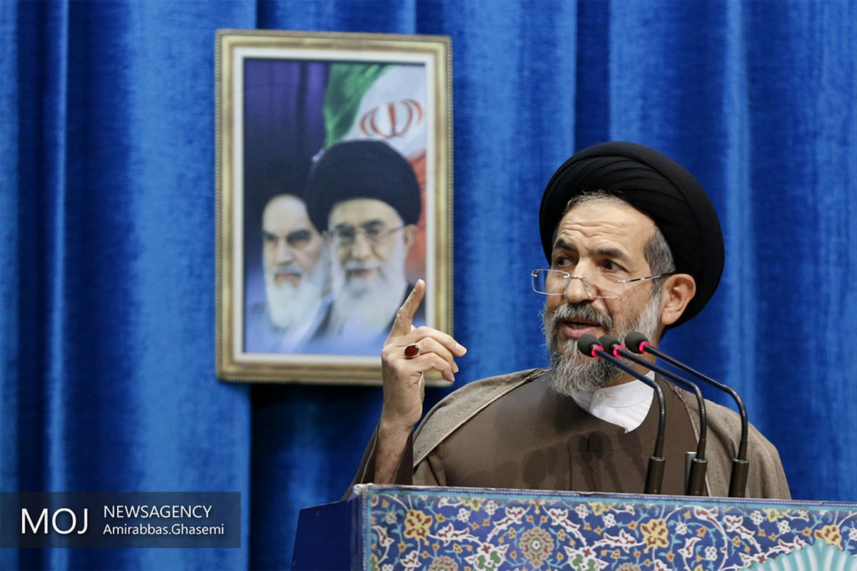 انقلاب اسلامی از جهت پایبندی چهل ساله به آرمان ها، استثنایی است