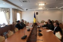 گسترش همکاری های پارلمانی در مذاکرات سفیر ایران و مقام اوکراینی بررسی شد