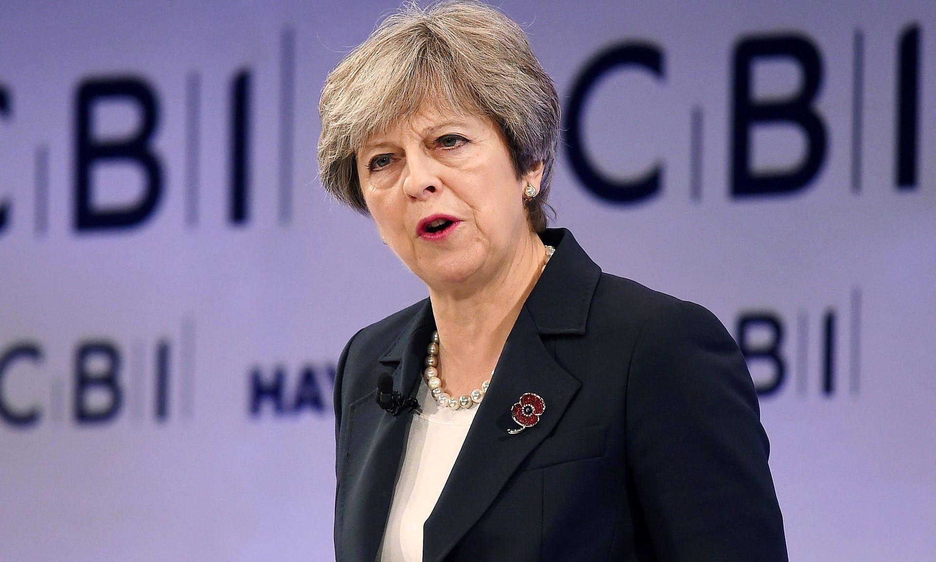حمله شدید منتقدین به نخست وزیر بریتانیا