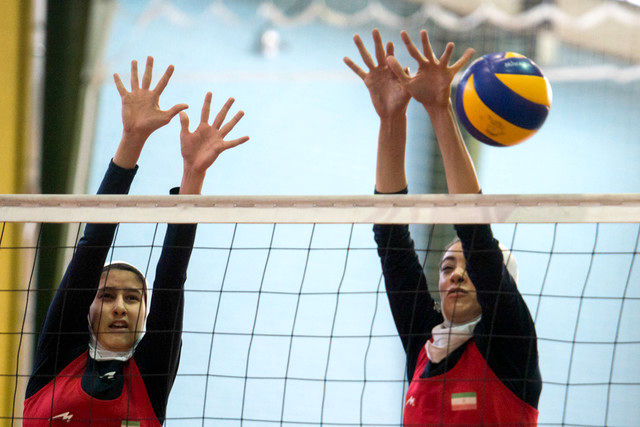 شکست دختران والیبالیست ایران برابر تیم فورمیس