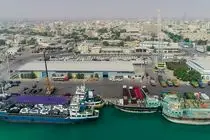 تخلیه و بارگیری بیش‌ از دو میلیون کالا در بنادر غرب هرمزگان