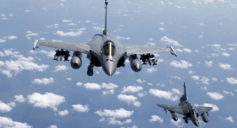 جنگنده های فرانسه مواضع داعش را بمباران کردند