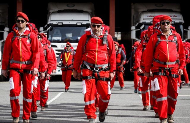 تیم‌های هلال‌احمر در پی بارش برف و باران در استان‌های شمالی آماده‌باش شدند