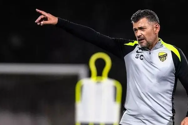 با ۵۲ سال سن بهتر از شما بازی می‌کنم!