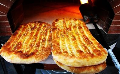 عرضه نان کامل در ۲۵ نانوایی شهر شیراز