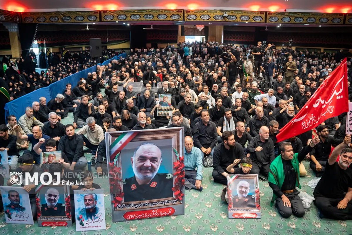 همزمان با شب تاسوعا مراسم سوگ سردار وعدههای صادق برگزار شد