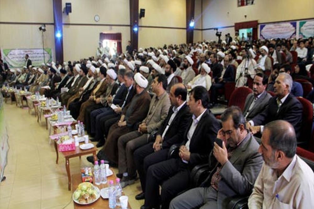 اولین همایش فرصت‌های سرمایه‌گذاری شهر کرمانشاه برگزار شد