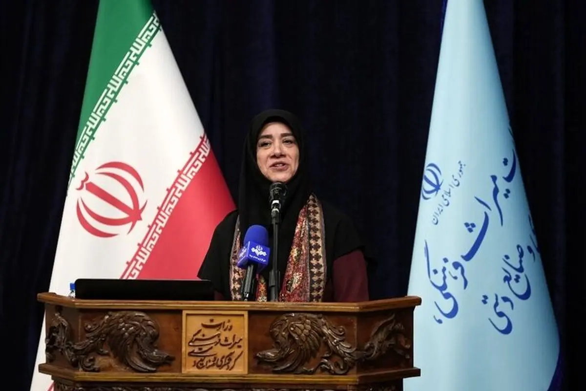 هدف مهم در آموزش صنایعدستی و هنرهای سنتی حفظ ریشهها و صیانت از هویت است