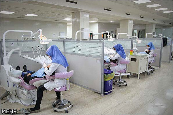 ۶۱ مرکز فعال دندانپزشکی در سطح هرمزگان آماده ارائه خدمات هستند