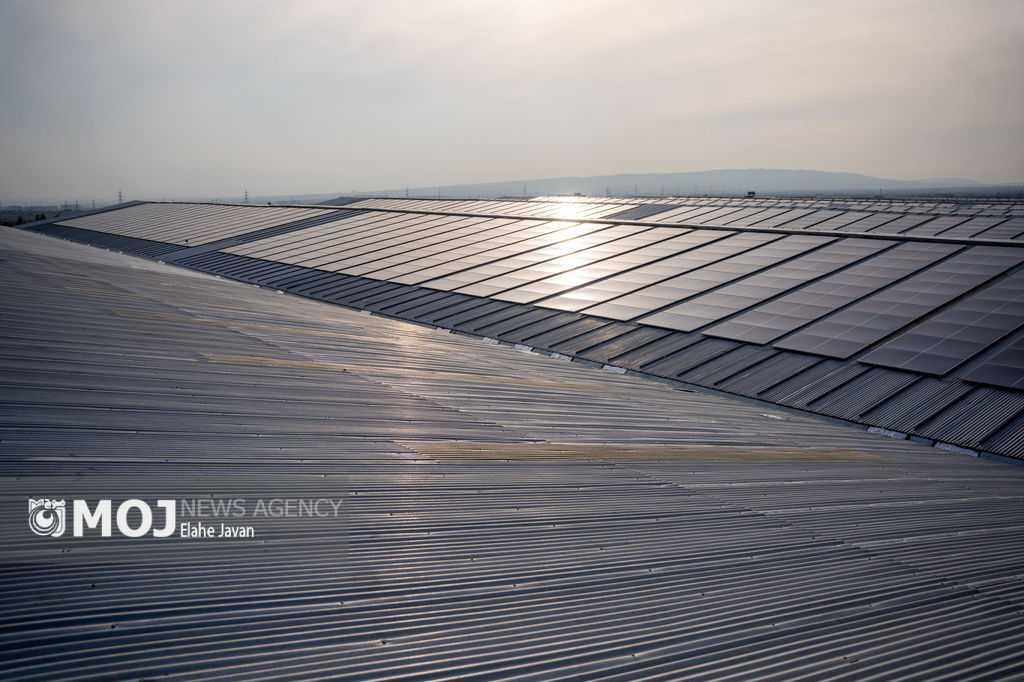 بزرگ‌ترین مزرعه خورشیدی دولتی کشور به بهره‌برداری رسید
