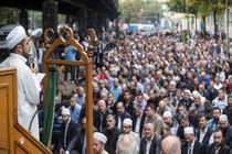 فراخوان مسلمانان برای تظاهرات 10 هزار نفری در کلن علیه افراط‌گرایی