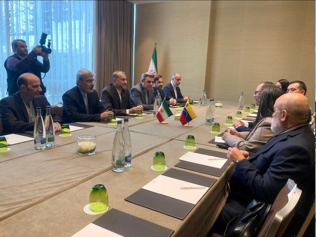 وزیران امور خارجه ایران و ونزوئلا در ژنو دیدار و رایزنی کردند