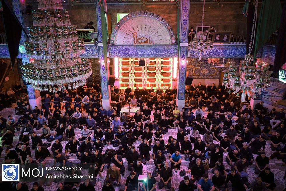 احیای شب بیست و سوم ماه مبارک رمضان در حسینیه کربلایی های مقیم تهران