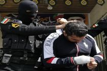 دستگیری یکی از اراذل و اوباش معروف محله کارگر