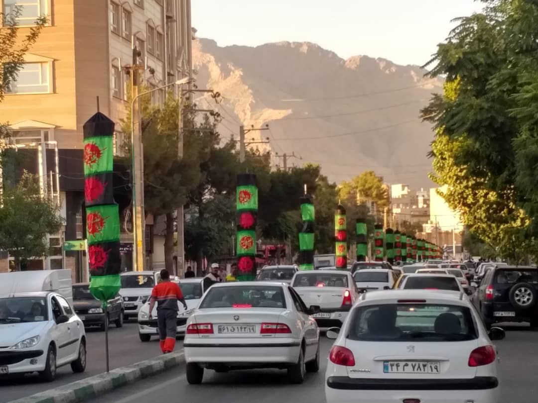 نصب ۴ هزار پرچم مشکی در نقاط مختلف شهر کرمانشاه