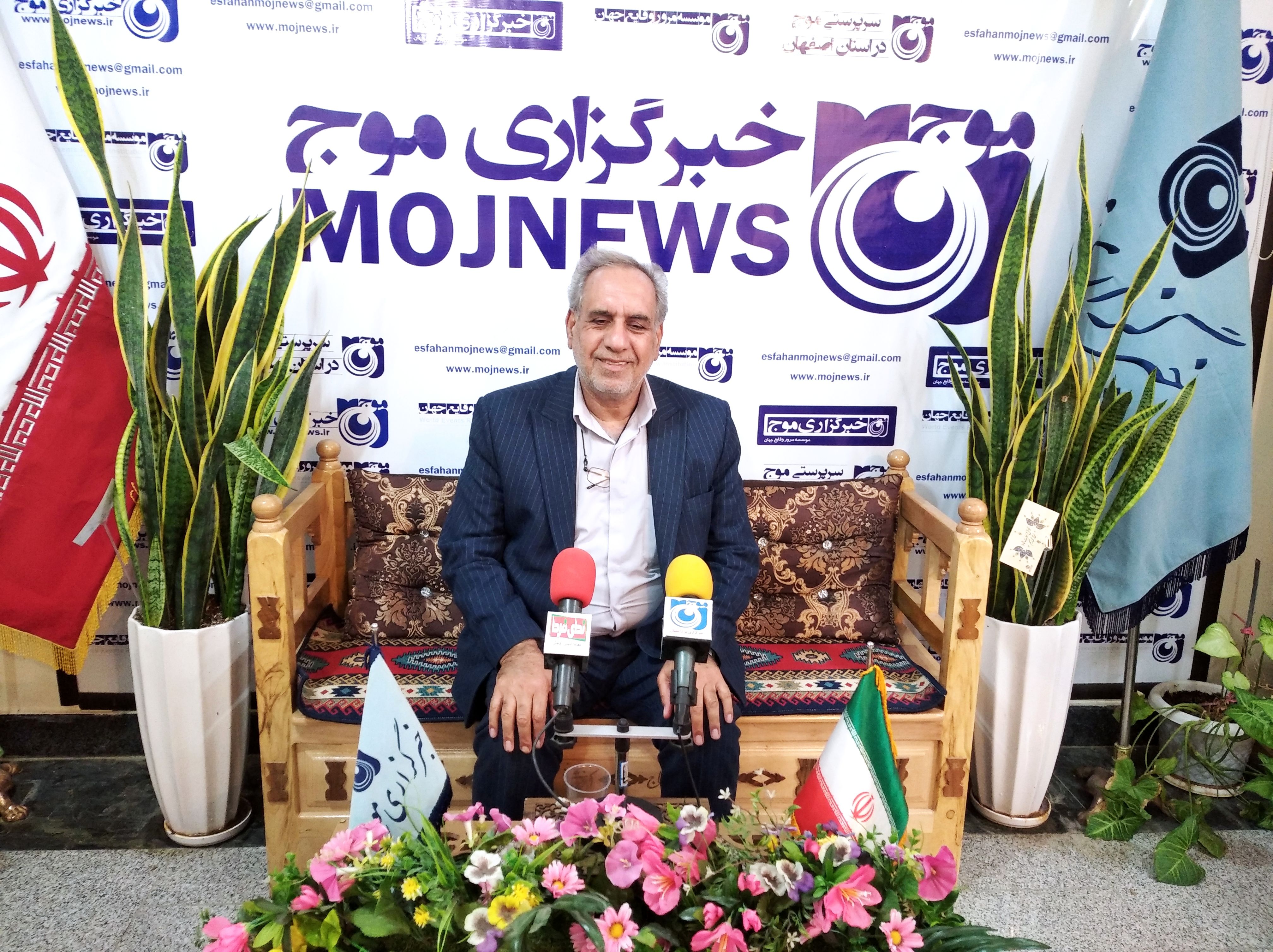 بازدید رئیس هیات مدیره خیریه شجره طیبه اصفهان از دفتر خبرگزاری موج 