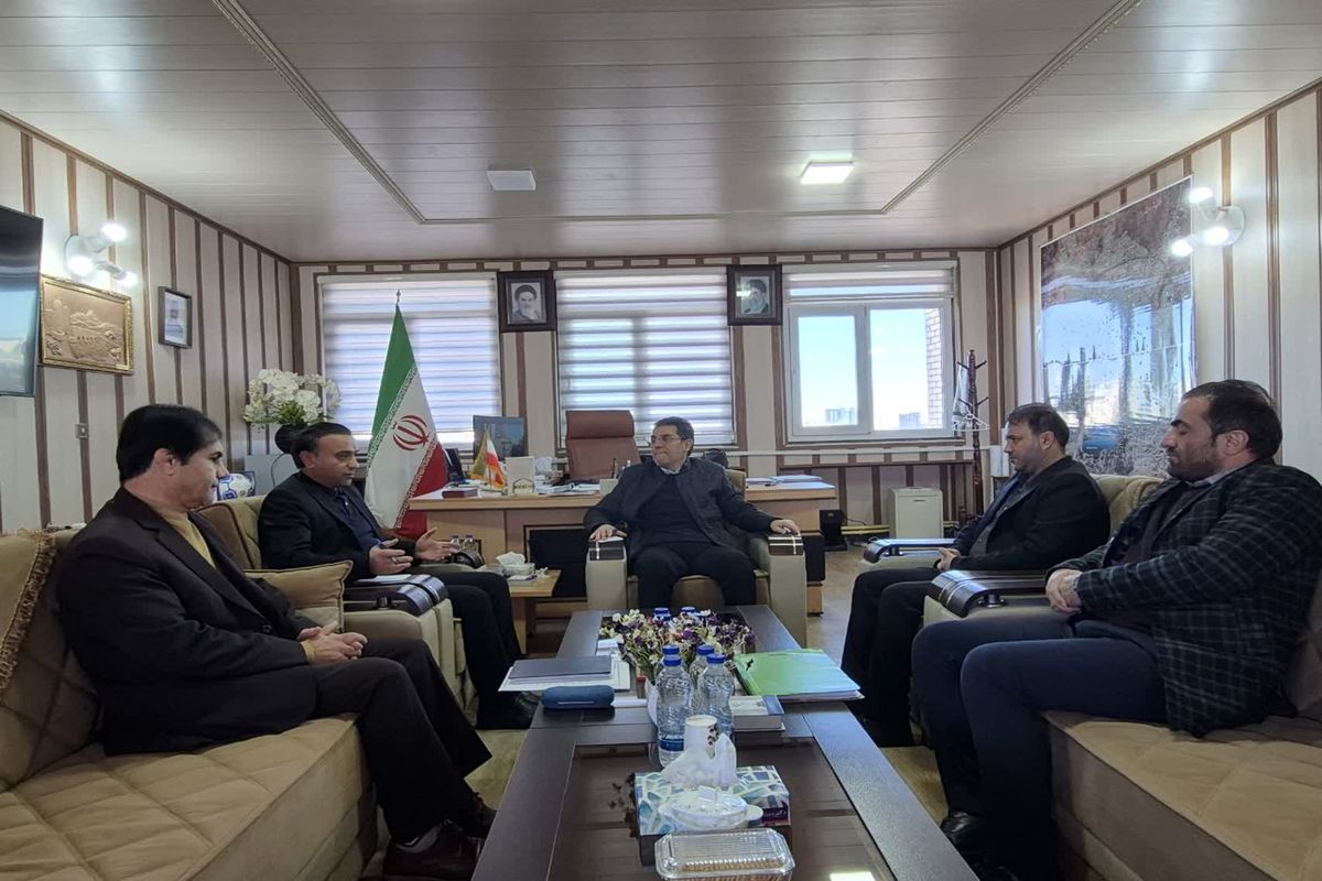 فرزاد قلندری