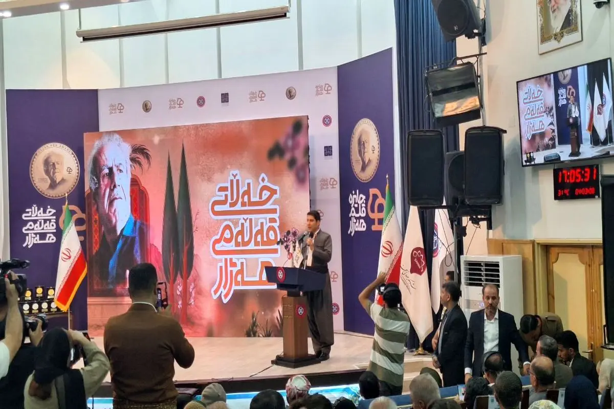 وظیفه ما پاسداری از میراث ادبی و فرهنگی است
