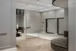 درب شیشه ای لولایی چه کاربرد و مزایایی دارد؟