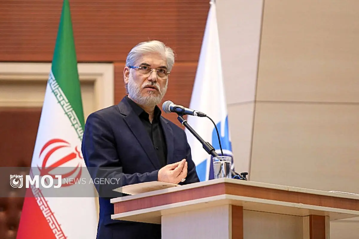 در نظریه سیاسی امام خمینی(ره) مردم جایگاه ویژهای دارند