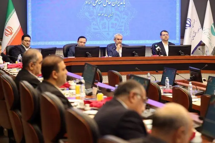 اصلاح مسیر توسعه مناطق آزاد با تمرکز بر بهره‌وری و اقتصاد دیجیتال