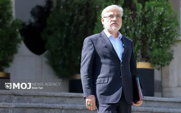 هدف‌گذاری جذب ۳۲۰ هزار دانشجوی خارجی آرمانی است + فیلم