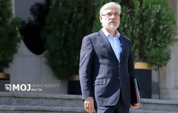 هدف‌گذاری جذب ۳۲۰ هزار دانشجوی خارجی آرمانی است + فیلم