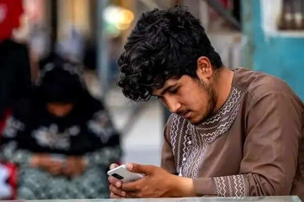 طالبان دسترسی کاربران افغانستان به شبکه‌های اجتماعی را محدود کرد
