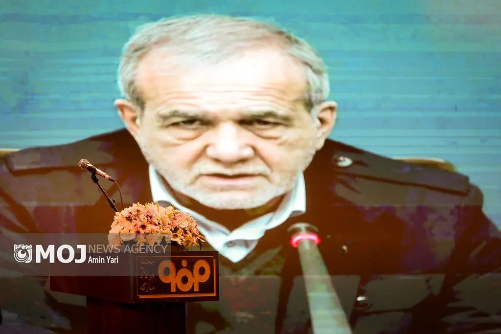 مراسم افتتاح ابرپروژه انتقال آب دریا به فلات مرکزی