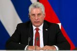 ادای احترام رئیس‌جمهور کوبا به مقام شامخ شهید رئیسی