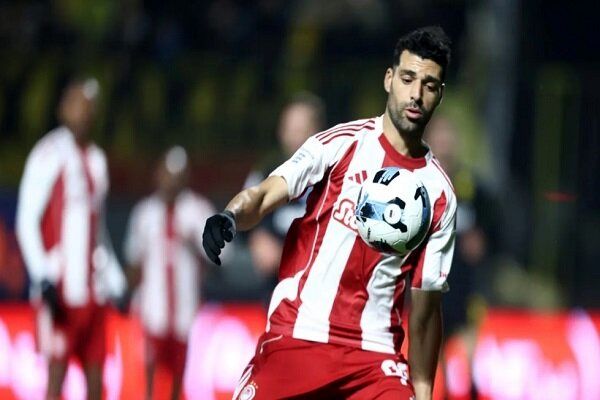 مهدی طارمی قاتلی که خیال المپیاکوس را راحت کرده است