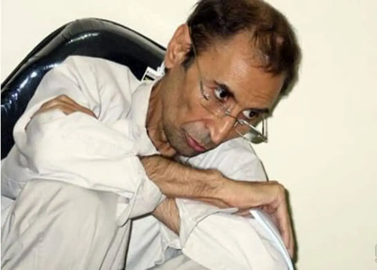 احمد+آقالو.jpg (1200×858)