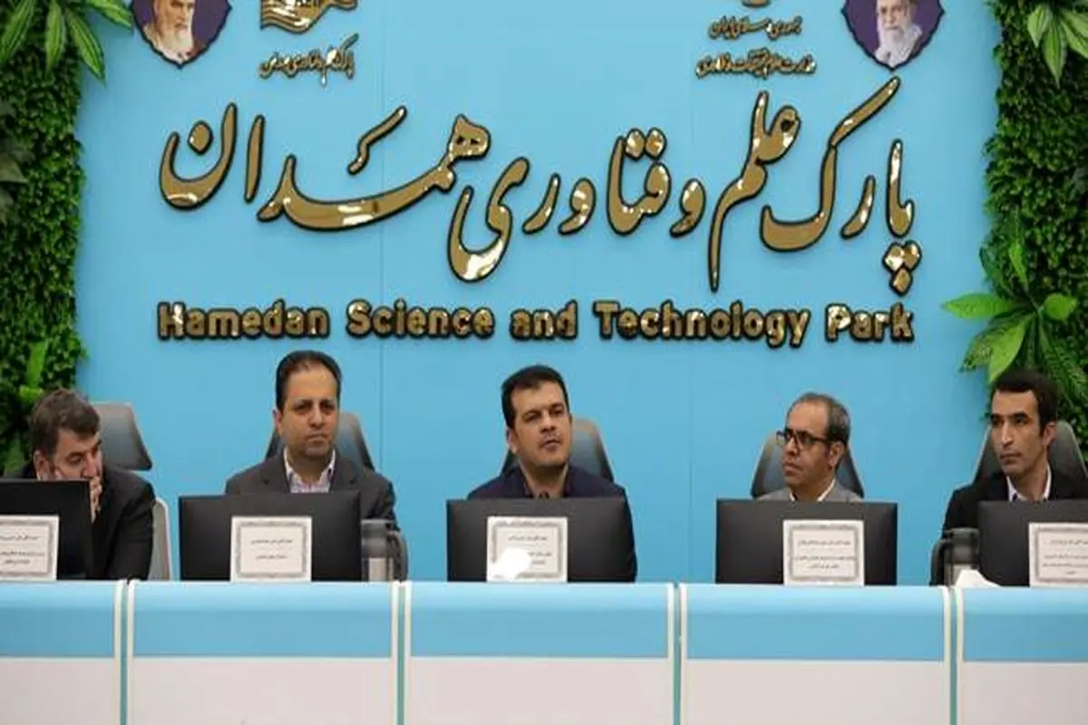 معاون علمی، فناوری و اقتصاد دانش‌بنیان رئیس‌جمهور