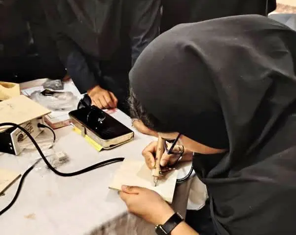 آموزش صنایع دستی به مدارس شیراز راه یافت 